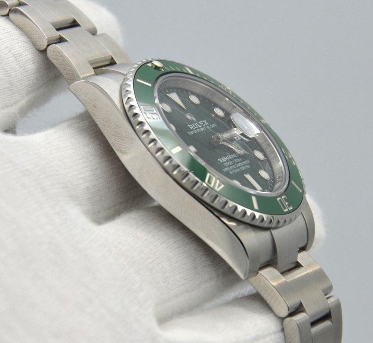 Rolex Submariner Date 116610lv Hulk Green Dial new Style Green Warranty Card