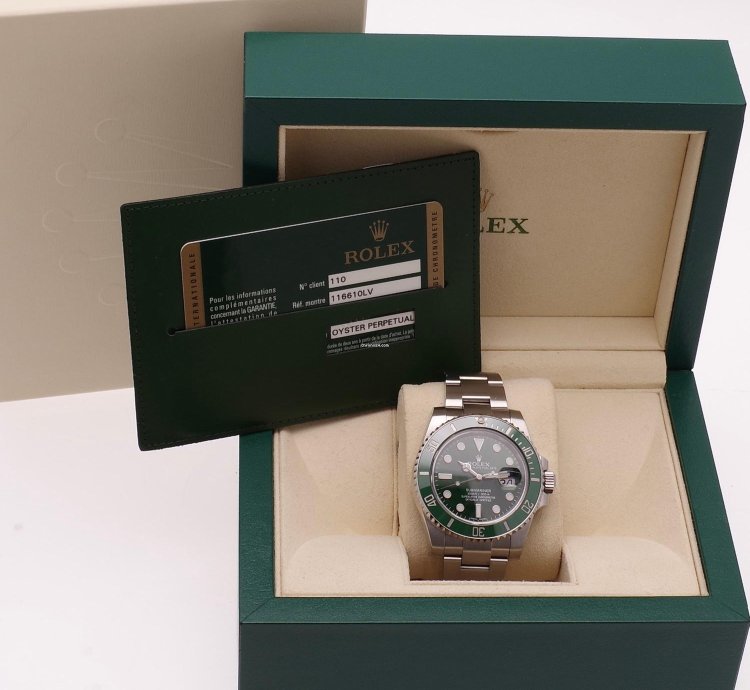 Rolex Submariner Date 116610lv Hulk Like New 2013