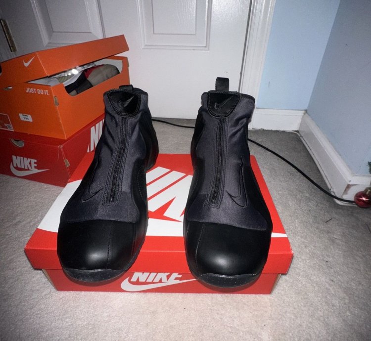 Nike Air Flightposite Triple Black Size 11 Like New