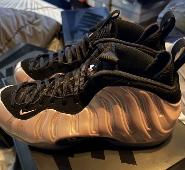 Nike Air Foamposite One Dmv Cherry Blossom