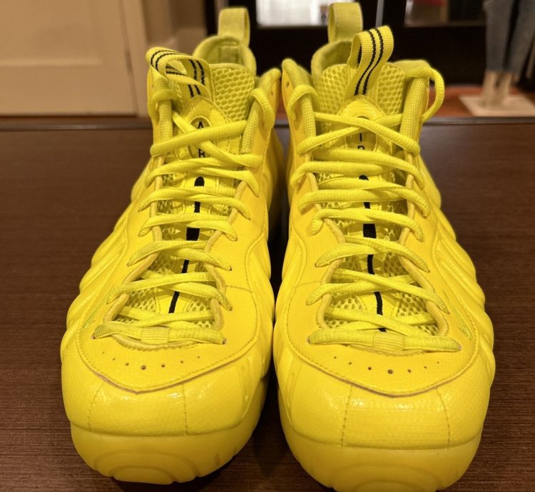 Nike Air Foamposite Pro Volt