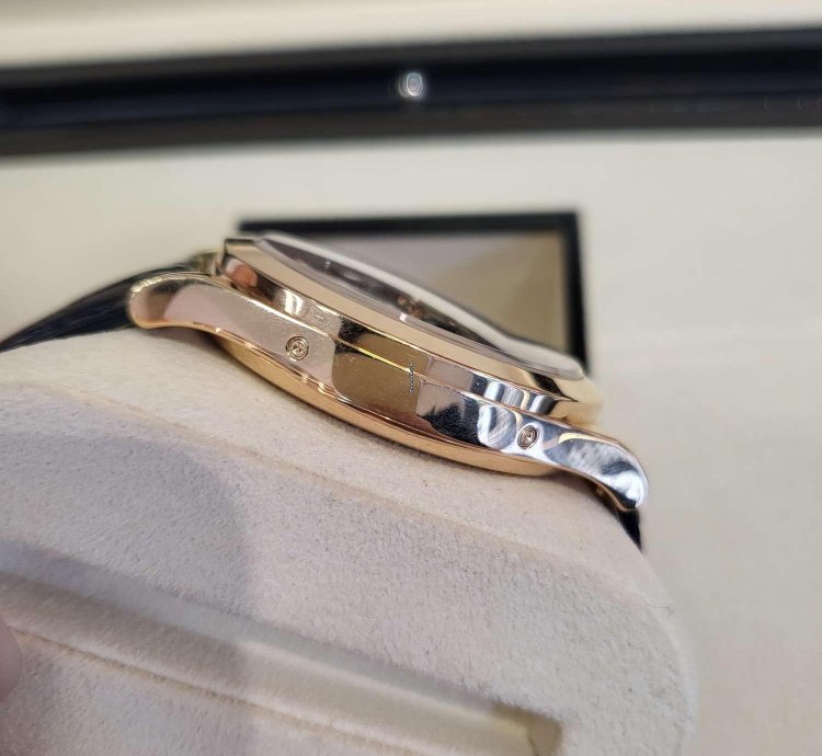 Patek Philippe Annual Calendar Complications