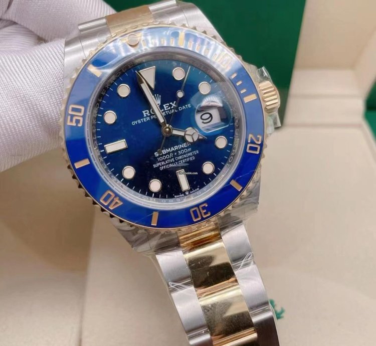 Rolex Submariner Date 126613lb 41mm Date Steel Yellow Gold Two Tone Blue Bezel Blue Dial 2022
