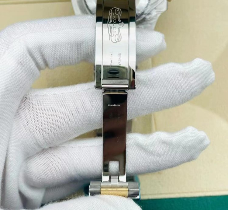 Rolex Submariner Date 126613lb 41mm Date Steel Yellow Gold Two Tone Blue Bezel Blue Dial 2023