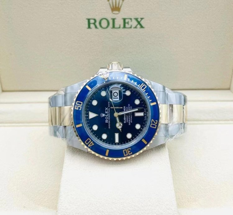 Rolex Submariner Date 126613lb 41mm Date Steel Yellow Gold Two Tone Blue Bezel Blue Dial 2023