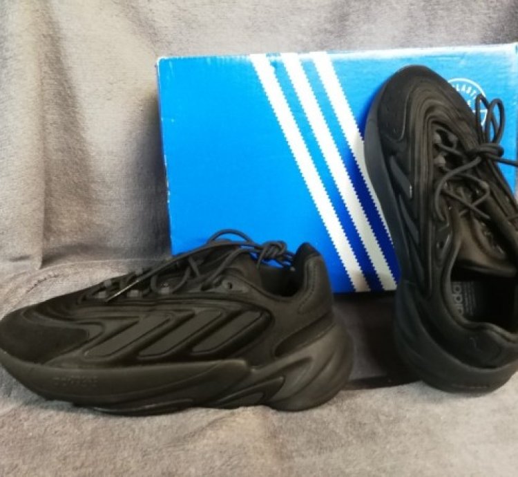 Adidas Ozelia Triple Black Sneakers