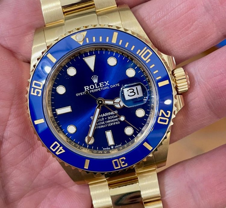 Rolex Submariner Date 126618lb - New 2021 - Mai Indossato