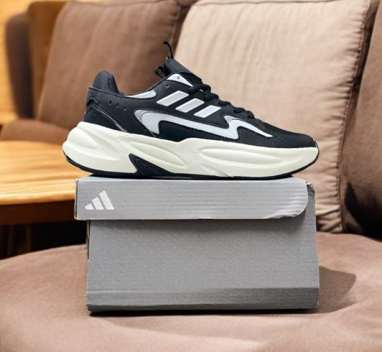 Adidas Ozwave Black White Sneakers