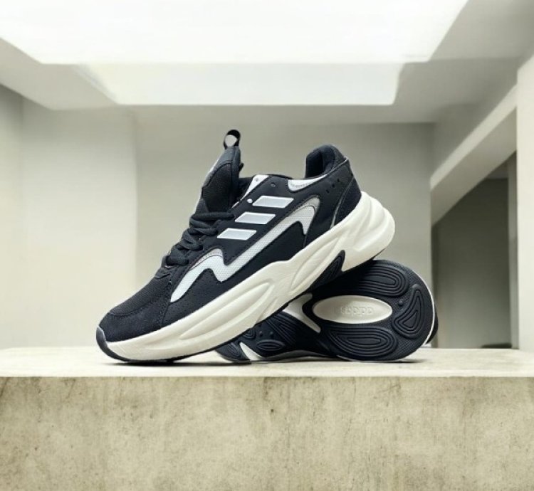 Adidas Ozwave Black White Sneakers