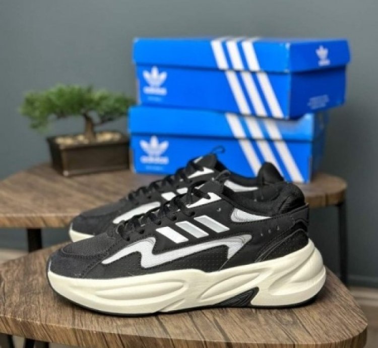 Adidas Ozwave Black White Sneakers