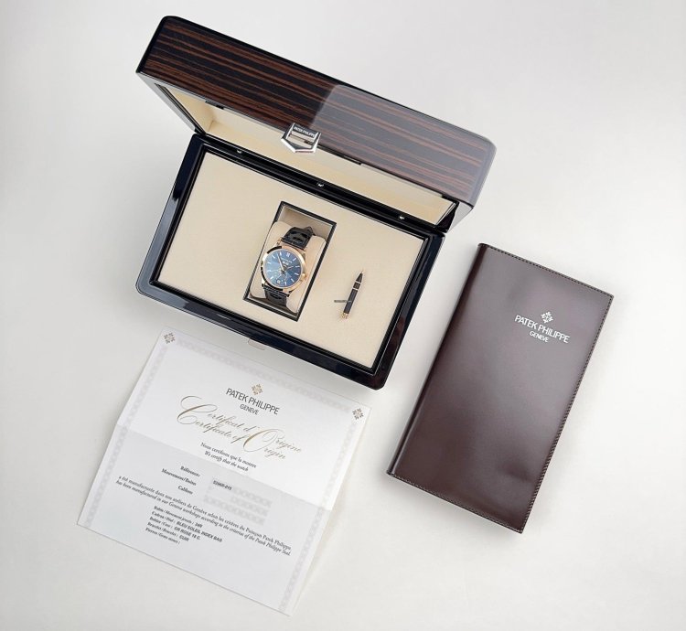 Patek Philippe Annual Calendar Complications 5396r-015 Annual Calendar Rose Gold Blue Dial 2019