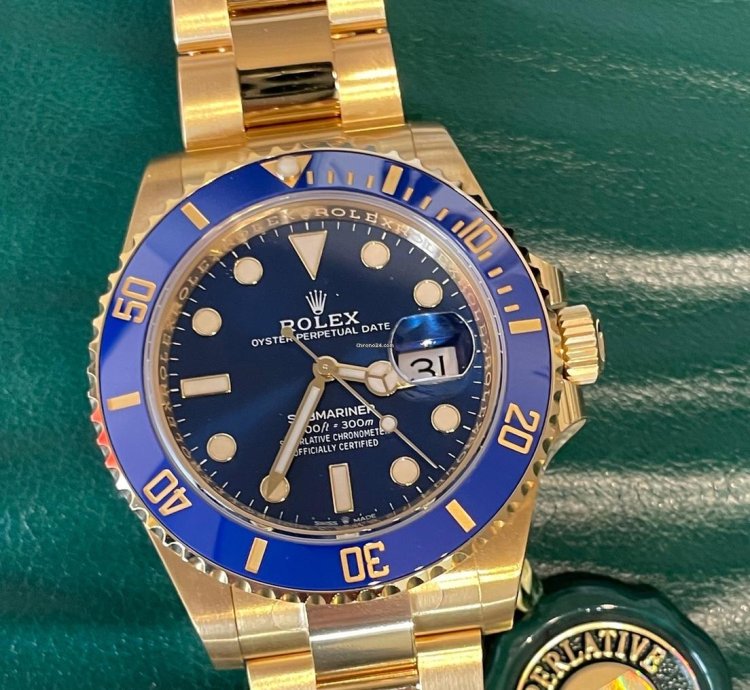 Rolex Submariner Date 126618lb - New 2021 - Mai Indossato