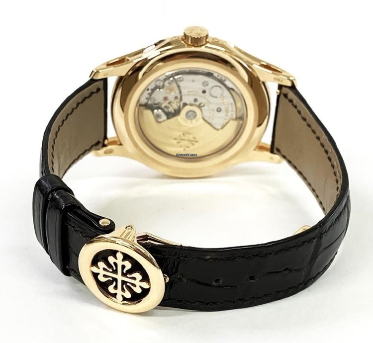 Patek Philippe Annual Calendar Complications Annual Calendar 40mm 5205r-001 Rose Gold With Brown Leather Watch White Dial 2020