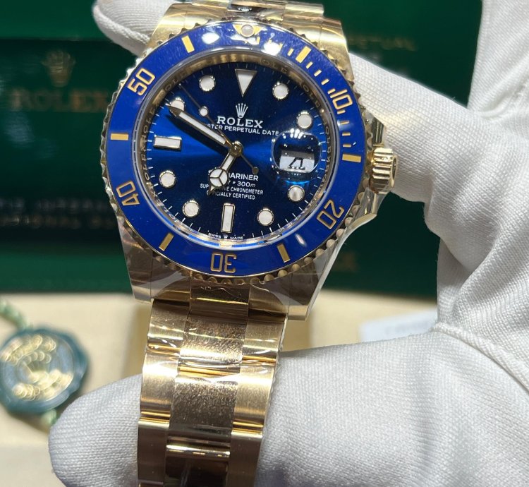 Rolex Submariner Date 126618lb Submariner Date 41mm Yellow Gold Blue Dial Oyster