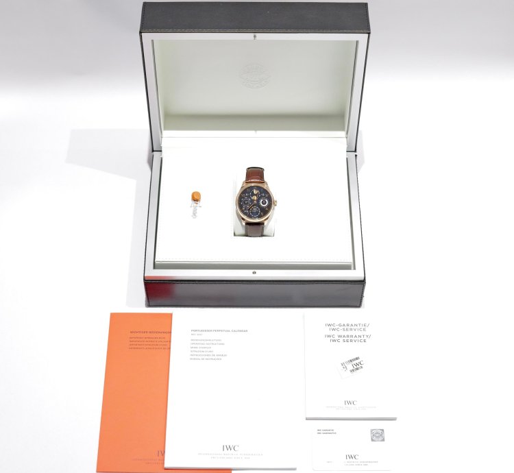 Rolex Submariner Date 126619lb Box And Papers 2023 New Unworn Full Set