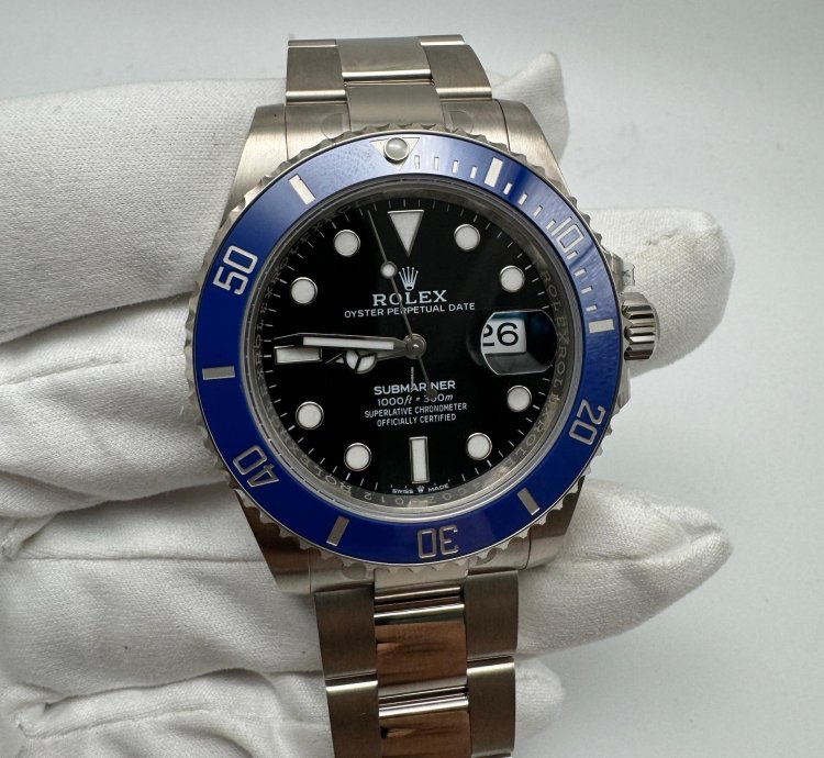 Rolex Submariner Date 126619lb Cookie Monster New 2023