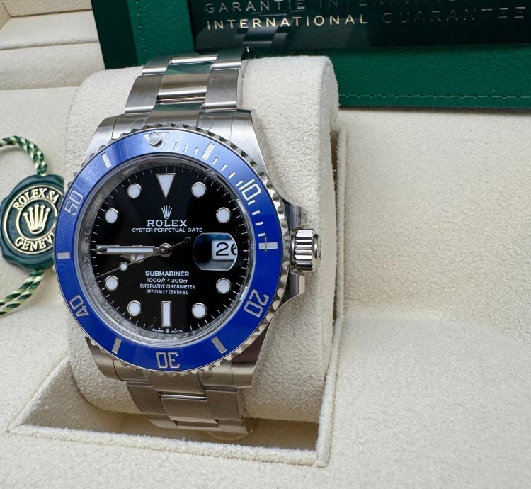Rolex Submariner Date 126619lb Cookie Monster New 2023