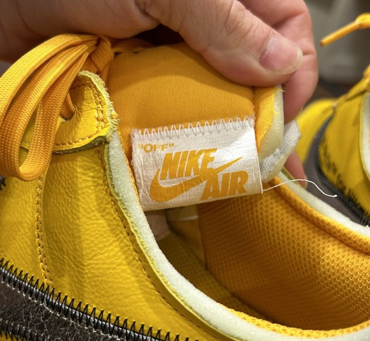 Nike Air Force 1 Low Off-white Ica University Gold