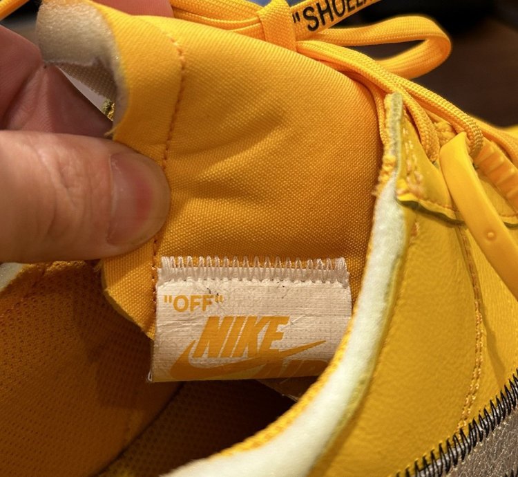 Nike Air Force 1 Low Off-white Ica University Gold