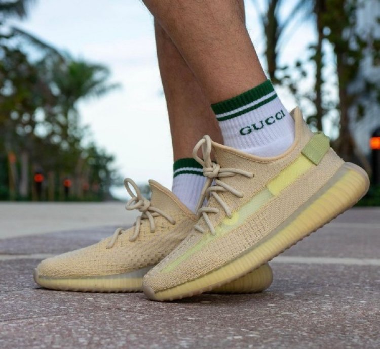 Adidas Yeezy 350 V2 Flax Sneakers Semi Ua