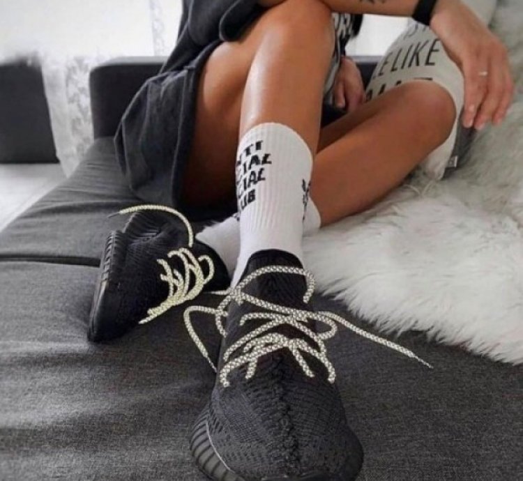Adidas Yeezy 350 V2 Lace Reflective Black Sneakers Semi Ua