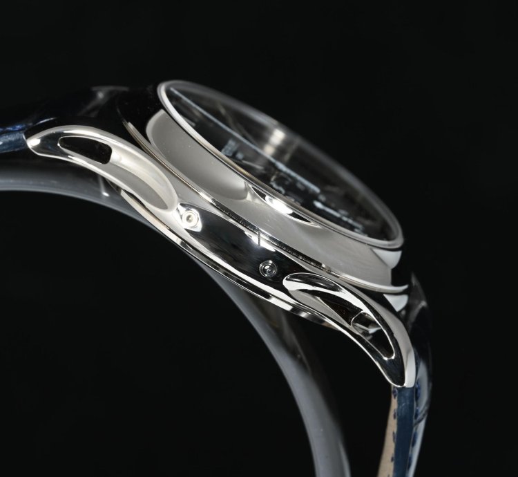 Patek Philippe Annual Calendar Moon Phases Ref 5205g Complications Self Winding Oro Bianco Ref 5205g