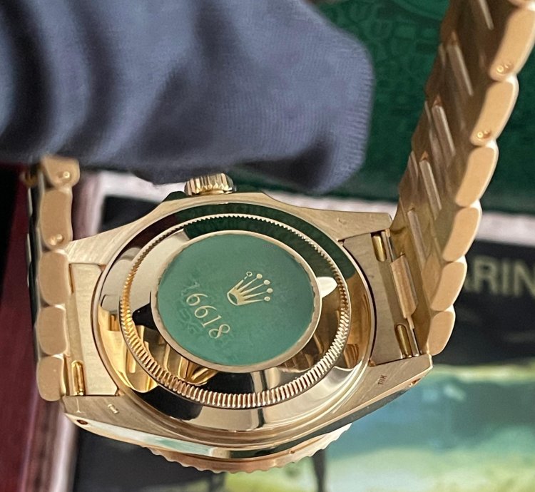 Rolex Submariner Date 16618 Series Full Collectors Set Nos