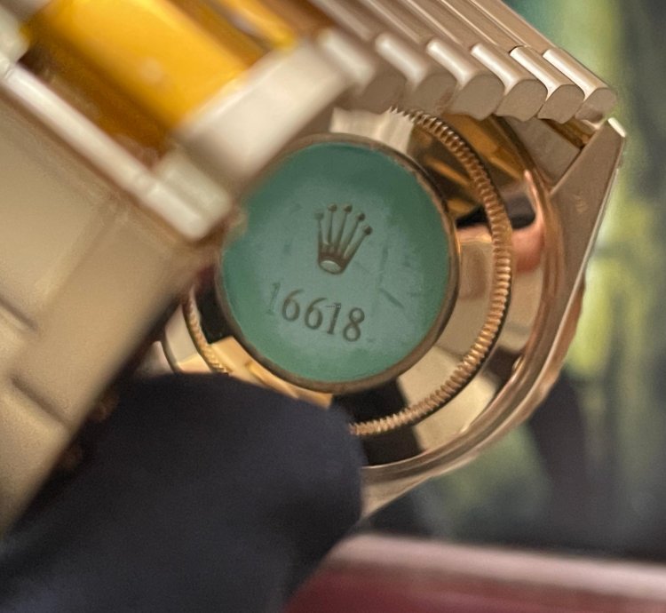 Rolex Submariner Date 16618 Series Full Collectors Set Nos
