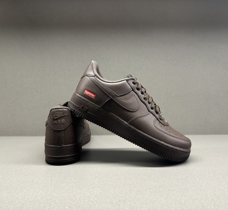 Nike Air Force 1 Low Supreme Baroque Brown