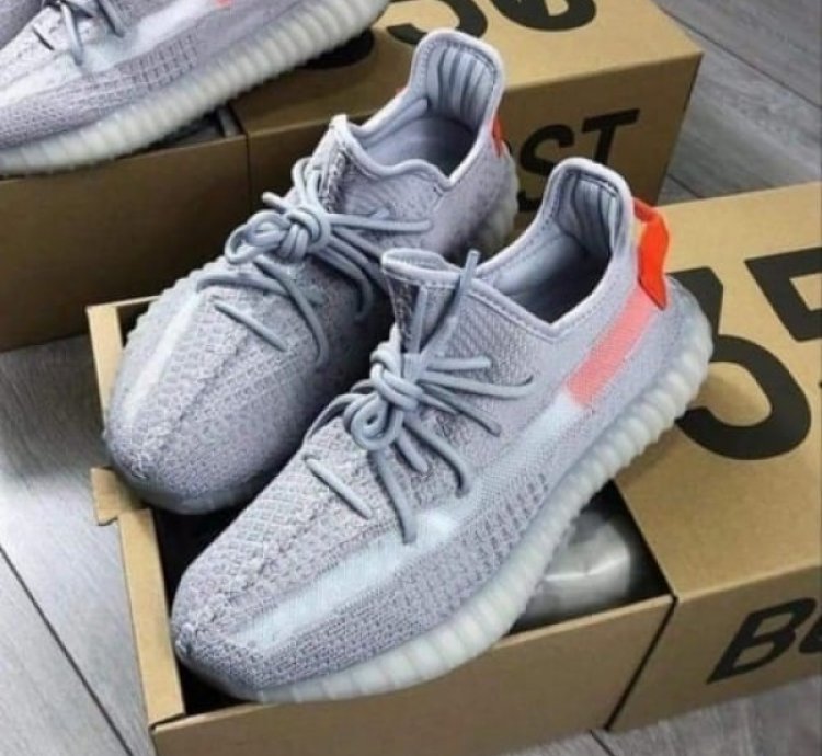 Adidas Yeezy 350 V2 Tail Light Sneakers Semi Ua