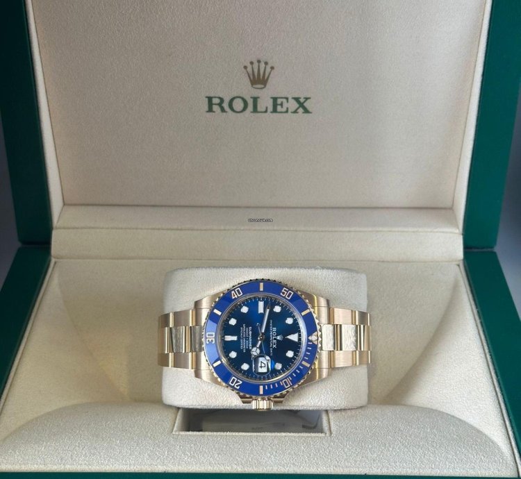 Rolex Submariner Date 18k Yellow Gold - Submariner Date - 2022 - 126618lb