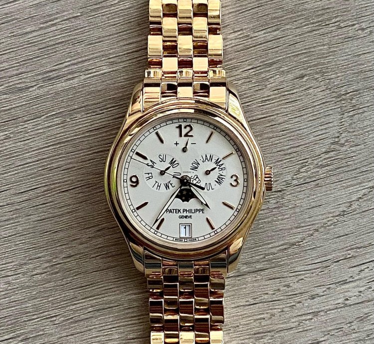 Patek Philippe Annual Calendar Ref 5146j