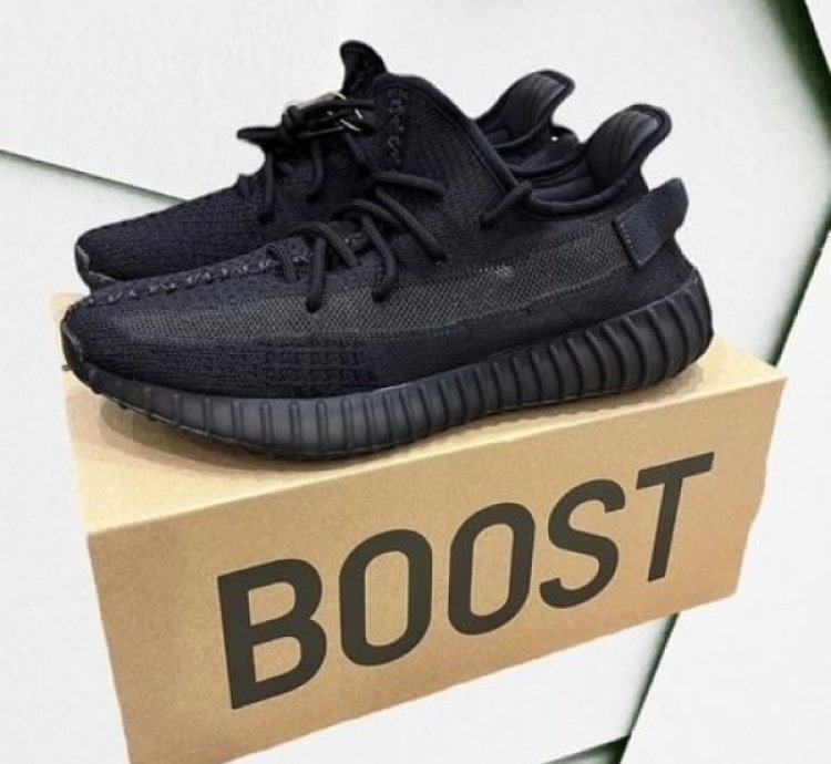 Adidas Yeezy Boost 350 V2 Onyx Sneakers Semi Ua