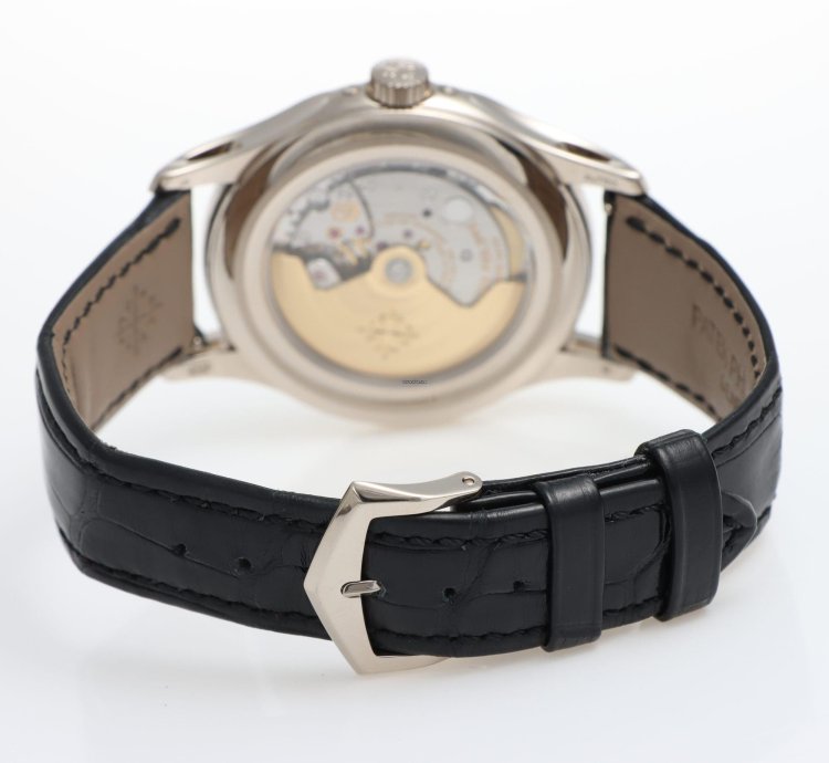 Patek Philippe Annual Calendar Ref 5205g-013 Moonphase Like New Full Set Year 2021