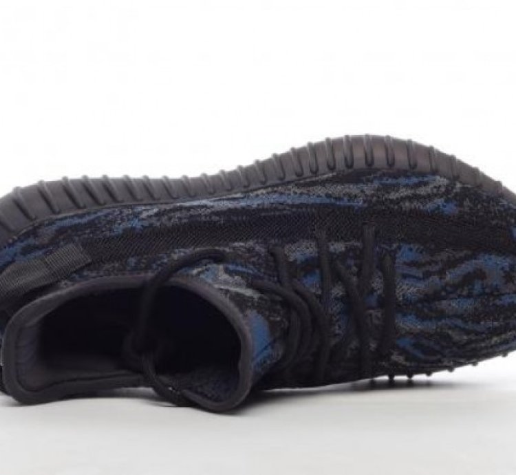 Adidas Yeezy Boost V2 Mx Azure Sneakers