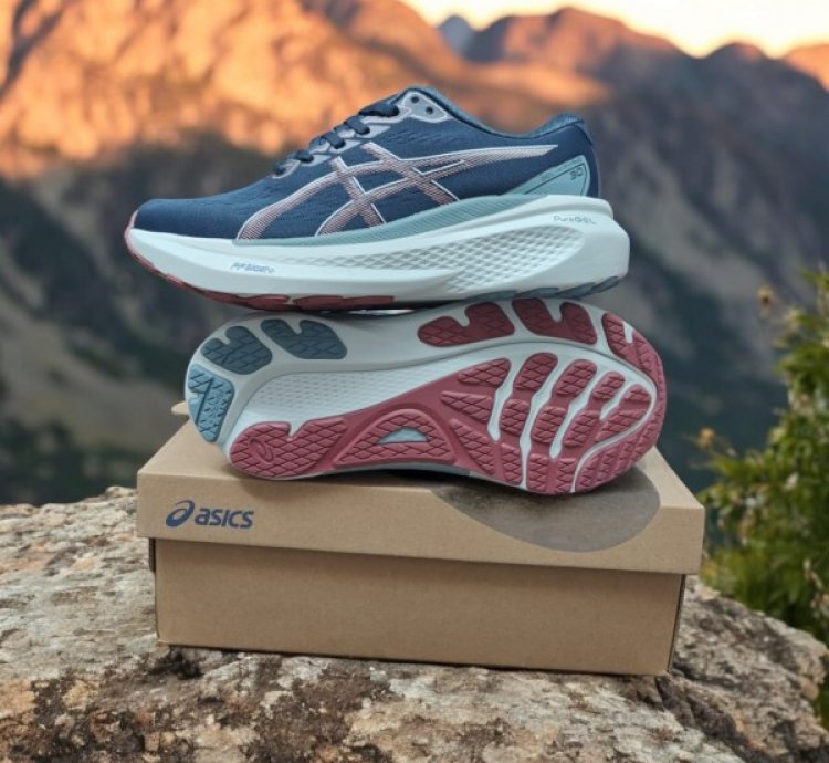 Aiscs Gel Kayano 30 French Blue Running Shoes