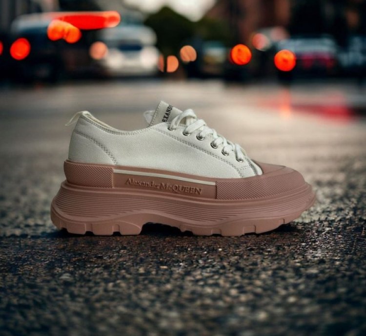 Alexander Mcqueen Tread Sneakers
