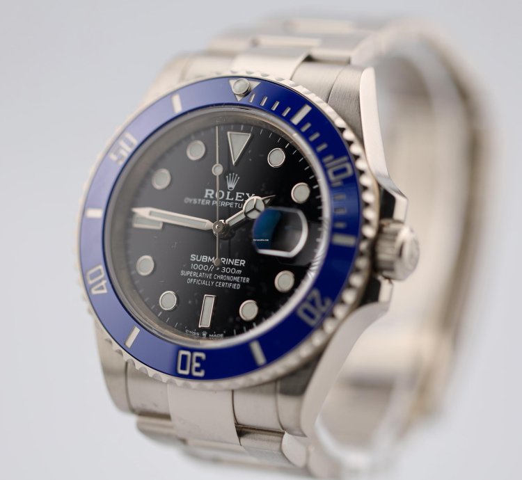 Rolex Submariner Date 2023 Submariner Date White Gold Blueberry 126619lb