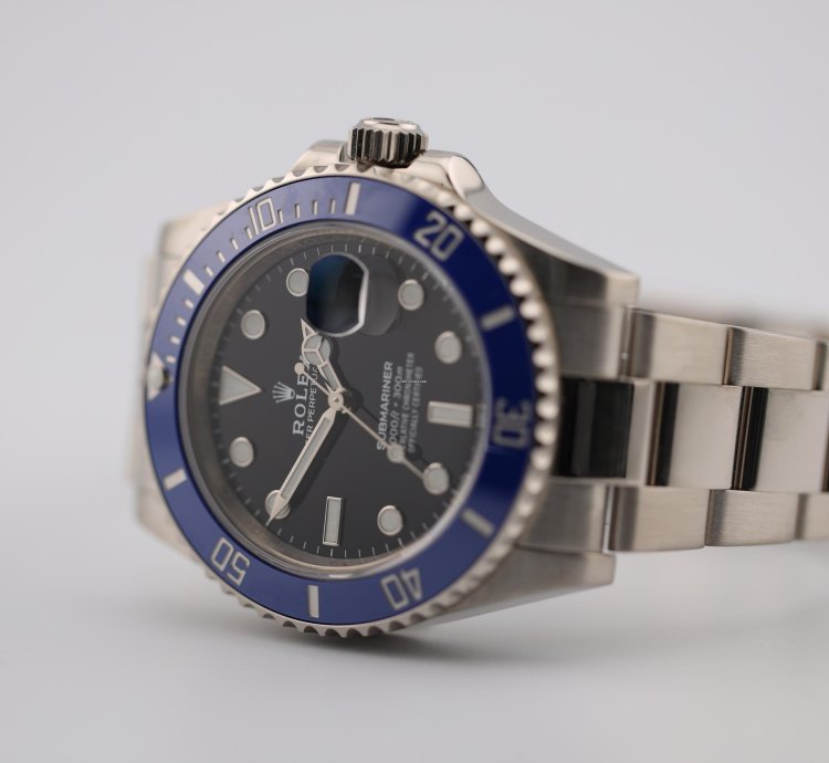 Rolex Submariner Date 2023 Submariner Date White Gold Blueberry 126619lb