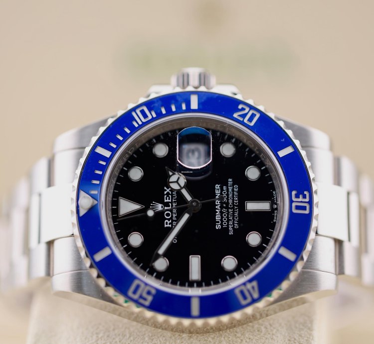 Rolex Submariner Date 2023 Submariner Date White Gold Blueberry 126619lb