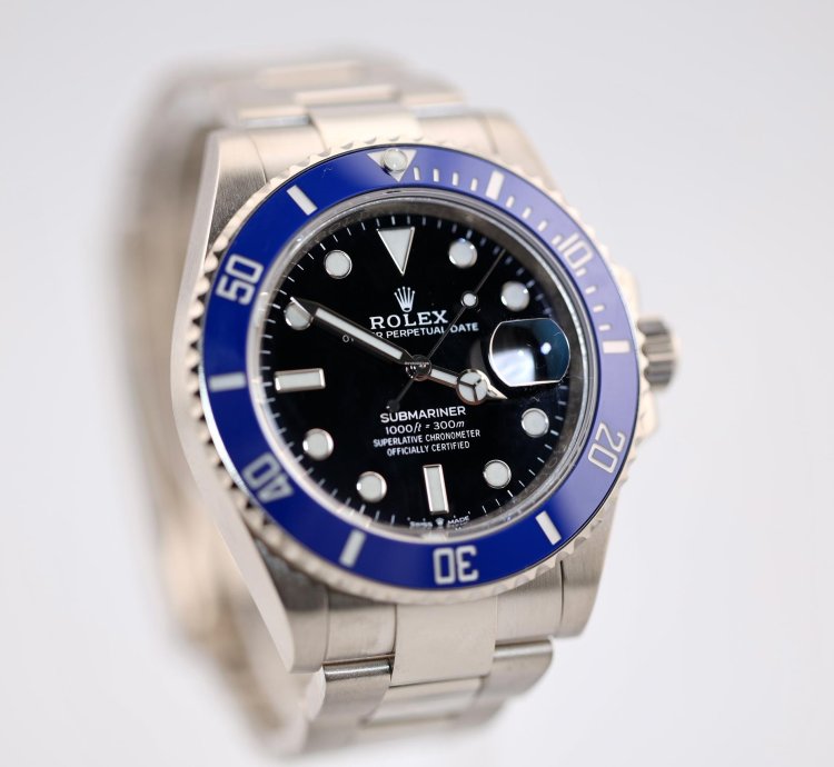 Rolex Submariner Date 2023 White Gold Submariner Date Blue Bezel Blueberry 126619lb