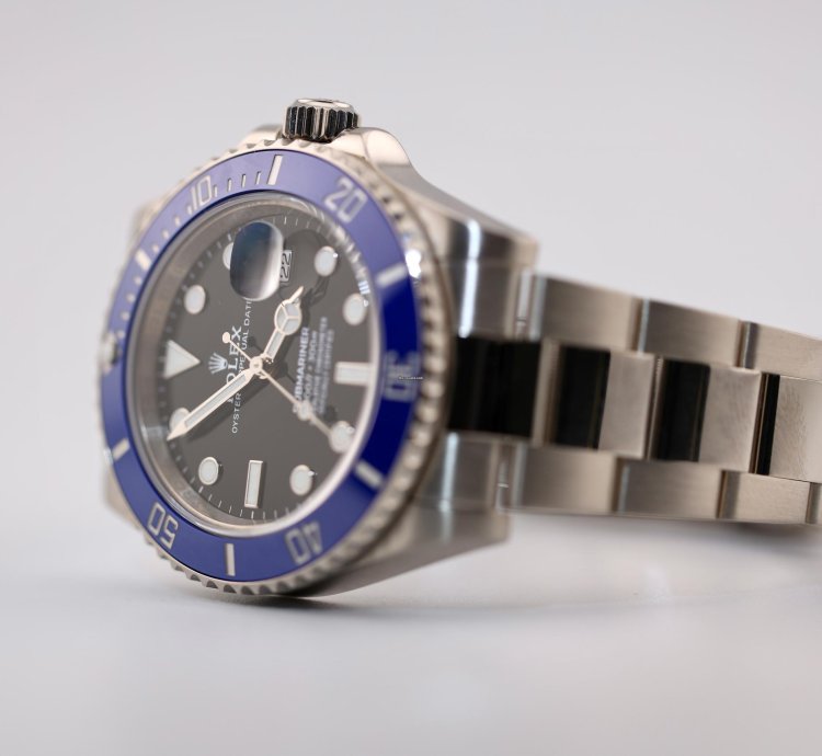 Rolex Submariner Date 2023 White Gold Submariner Date Blue Bezel Blueberry 126619lb