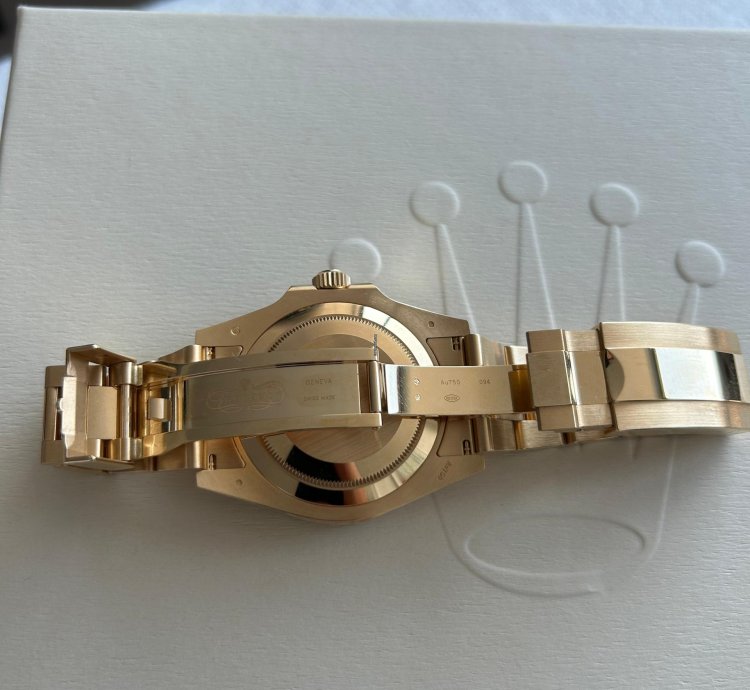 Rolex Submariner Date 2024 Rolex Submariner Date Gold New Full Set