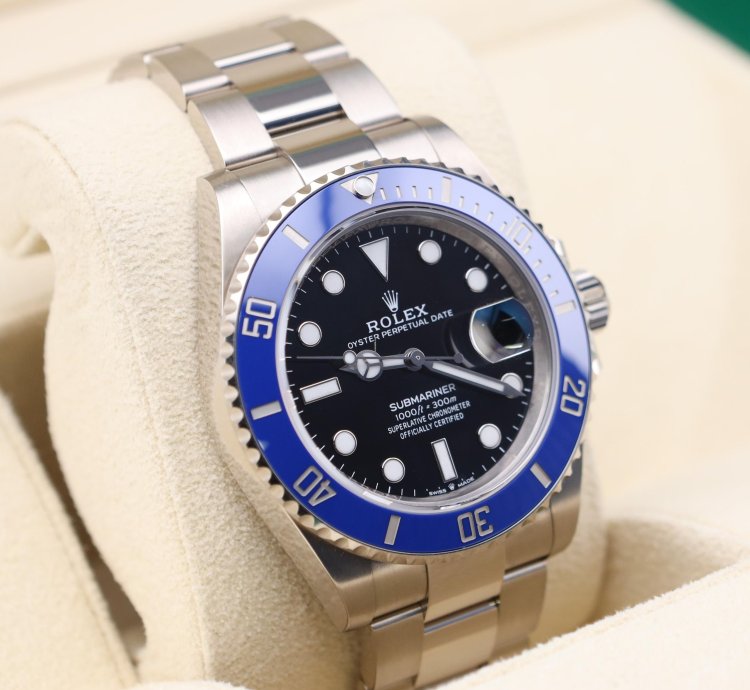 Rolex Submariner Date 2025 New Submariner Date White Gold Cookie Monster 126619lb Full Set