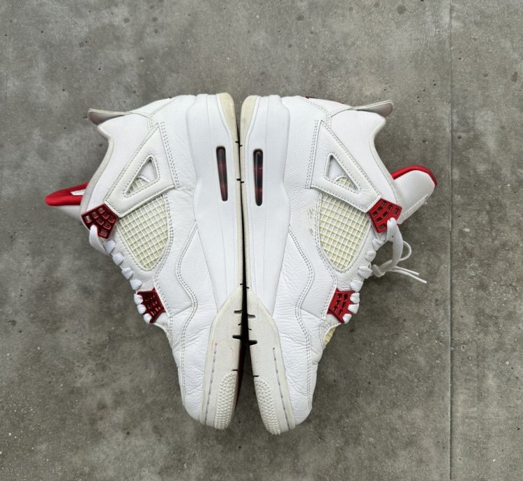 Nike Air Jordan 4 Metalic Red 10 5us