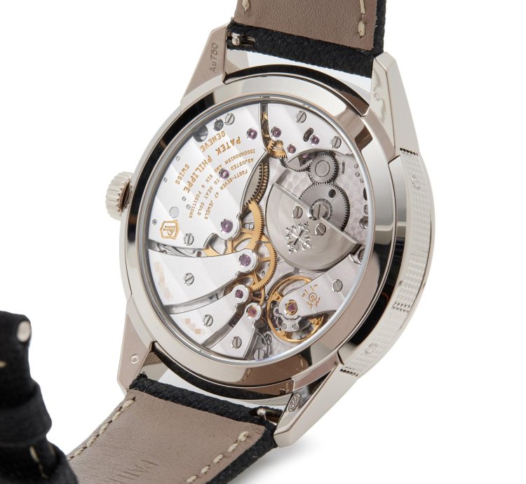 Patek Philippe Annual Calendar Travel Time 18k White Gold 5326g-001 - Ats-w008231