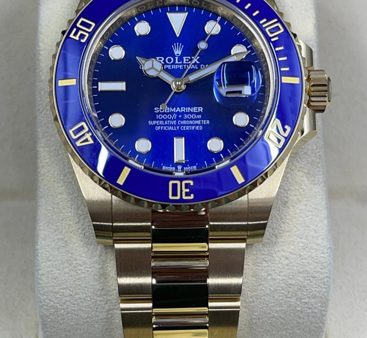 Rolex Submariner Date 41mm 126618lb 18k Yellow Gold Blue