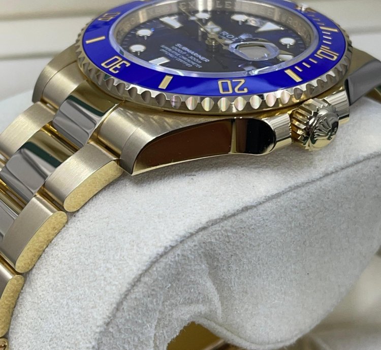 Rolex Submariner Date 41mm 126618lb 18k Yellow Gold Blue