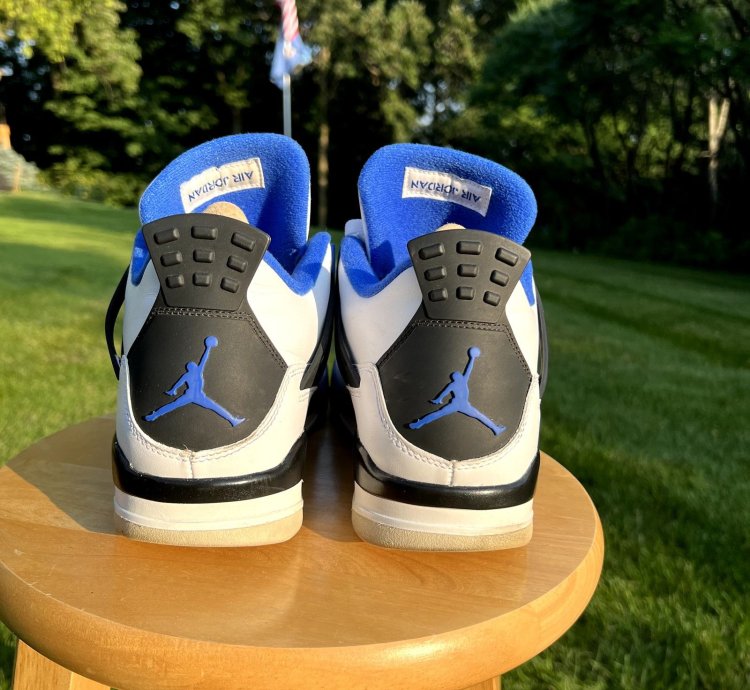 Nike Air Jordan 4 Retro Motorsports Men Shoes - Size 11