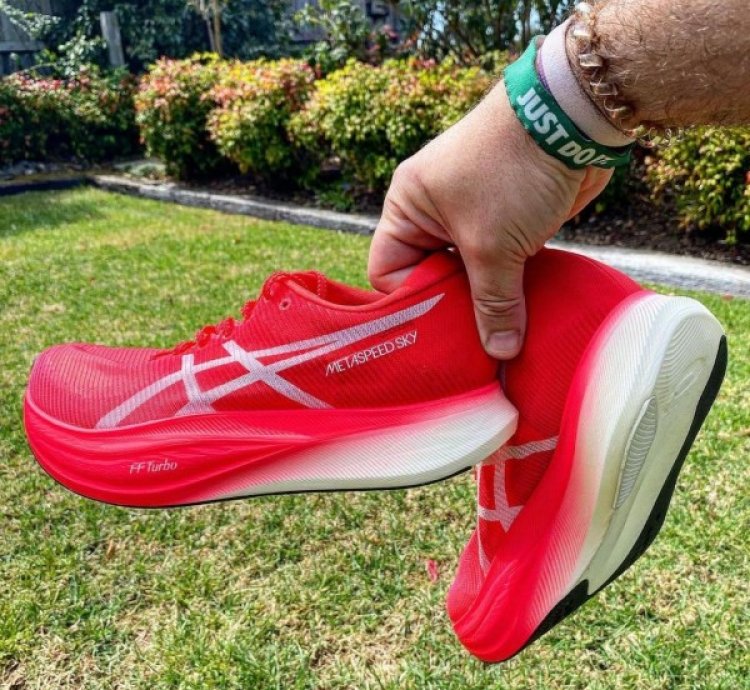 Asic S Metaspeed Sky Diva Red White Running Shoes